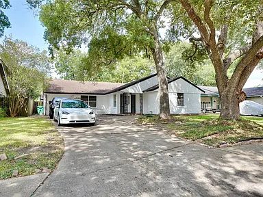 Nhà bán 4 phòng ngủ tại Houston, TX - $300,250