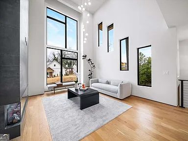 Nhà bán 5 phòng ngủ tại Atlanta, GA - $900,000 - ảnh 4