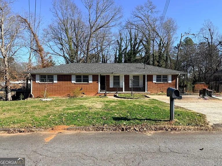 Nhà bán 3 phòng ngủ tại Morrow, GA - $259,900