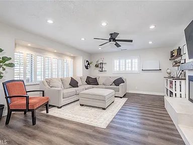 Nhà bán 4 phòng ngủ tại Anaheim, CA - $1,750,000 - ảnh 3