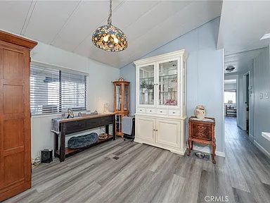 Nhà bán 2 phòng ngủ tại Huntington Beach, CA - $95,000 - ảnh 5