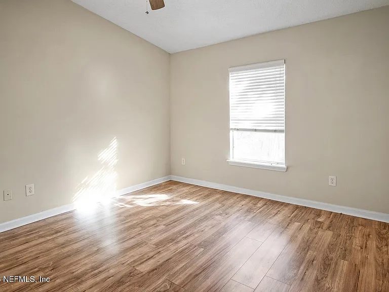Nhà bán 3 phòng ngủ tại Jacksonville, FL - $169,000 - ảnh 5