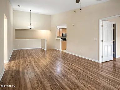 Nhà bán 3 phòng ngủ tại Jacksonville, FL - $169,000 - ảnh 2