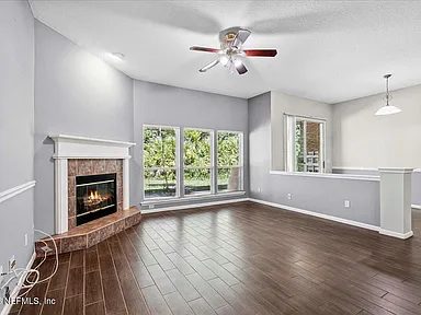 Nhà bán 4 phòng ngủ tại Jacksonville, FL - $499,000 - ảnh 4