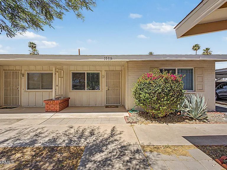 Nhà bán 1 phòng ngủ tại Sun City, AZ - $115,000