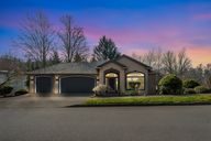 Nhà bán 3 phòng ngủ tại Portland, OR - $935,000