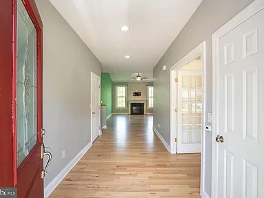 Nhà bán 3 phòng ngủ tại Bellefonte, PA - $410,000 - ảnh 2