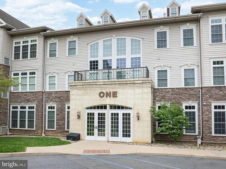 Nhà bán 2 phòng ngủ tại State College, PA - $269,900
