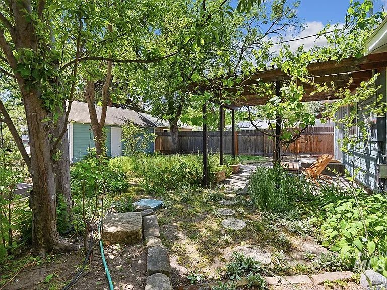 Nhà bán 2 phòng ngủ tại Boise, ID - $588,000 - ảnh 13