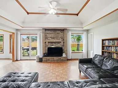 Nhà bán 3 phòng ngủ tại Springfield, MO - $239,900 - ảnh 2