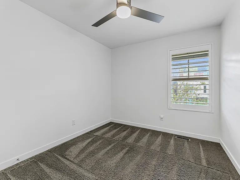 Nhà bán 4 phòng ngủ tại South Jordan, UT - $509,000 - ảnh 13