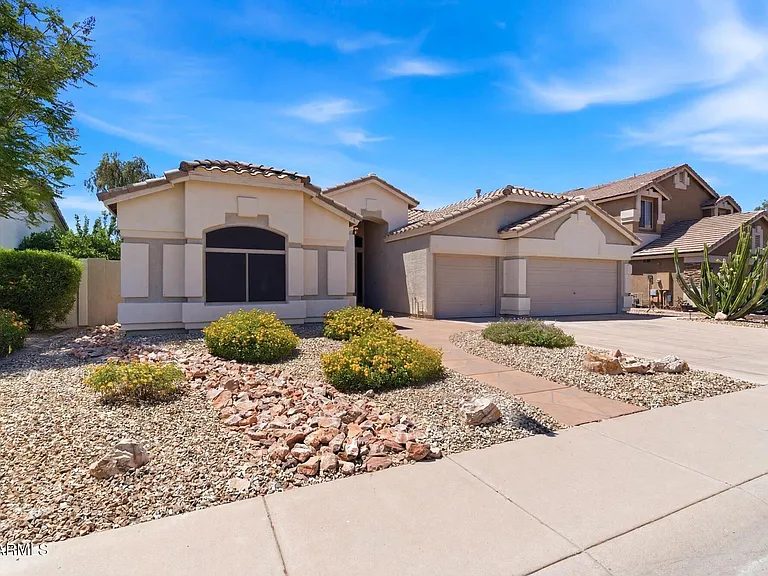 Nhà bán 3 phòng ngủ tại Glendale, AZ - $600,000 - ảnh 16