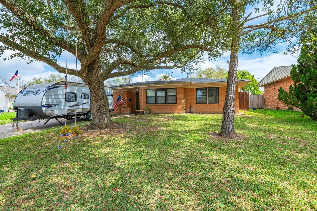 Nhà bán 3 phòng ngủ tại Texas City, TX - $234,000