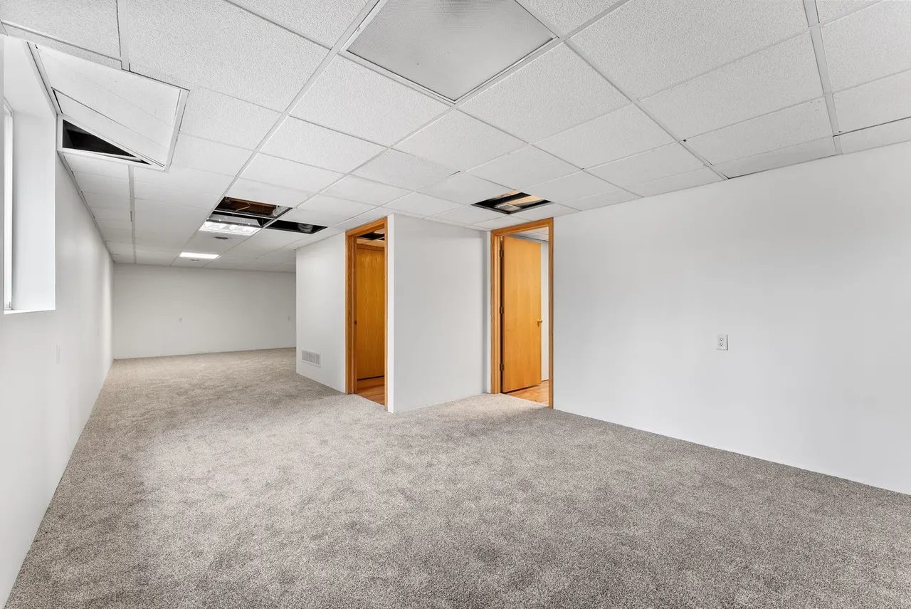Nhà bán 2 phòng ngủ tại New Boston, IL - $154,000 - ảnh 9
