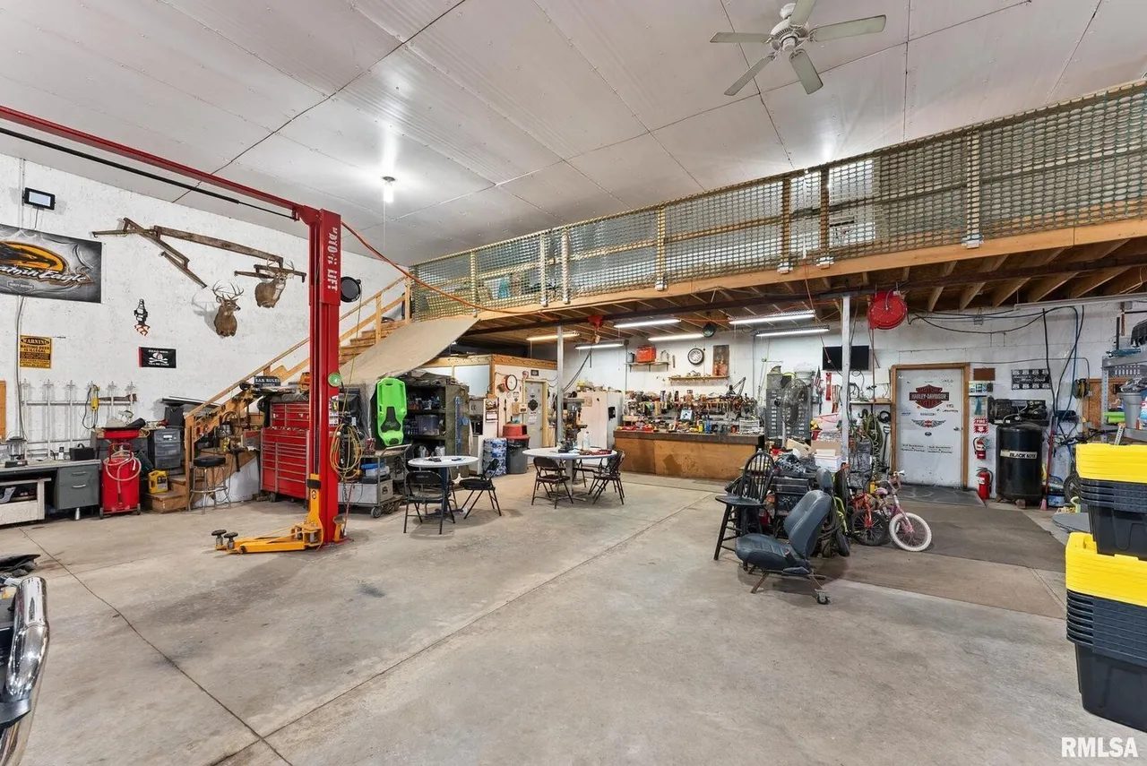 Nhà bán 5 phòng ngủ tại Aledo, IL - $399,999 - ảnh 13