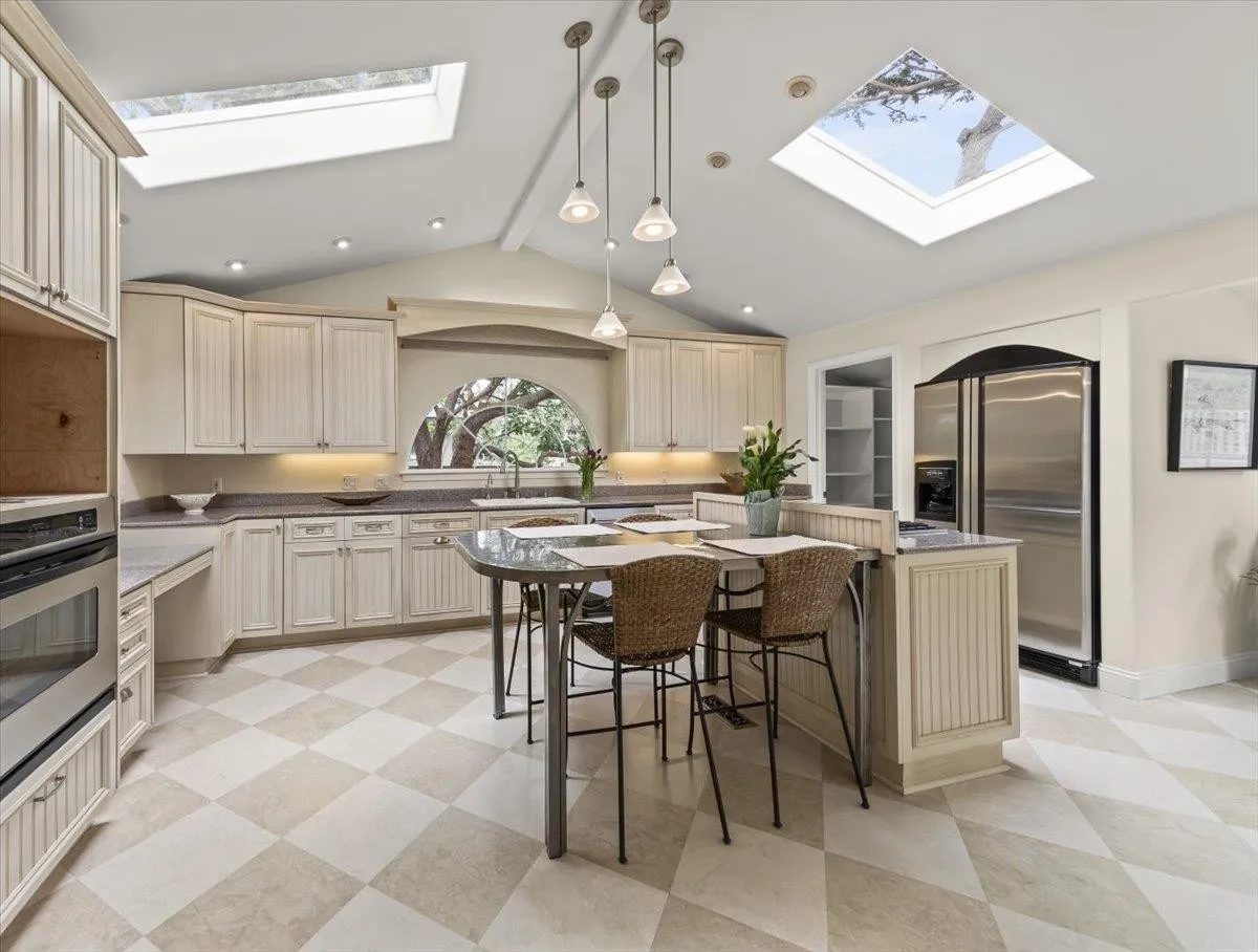 Nhà bán 4 phòng ngủ tại Pacific Grove, CA - $2,499,000 - ảnh 10