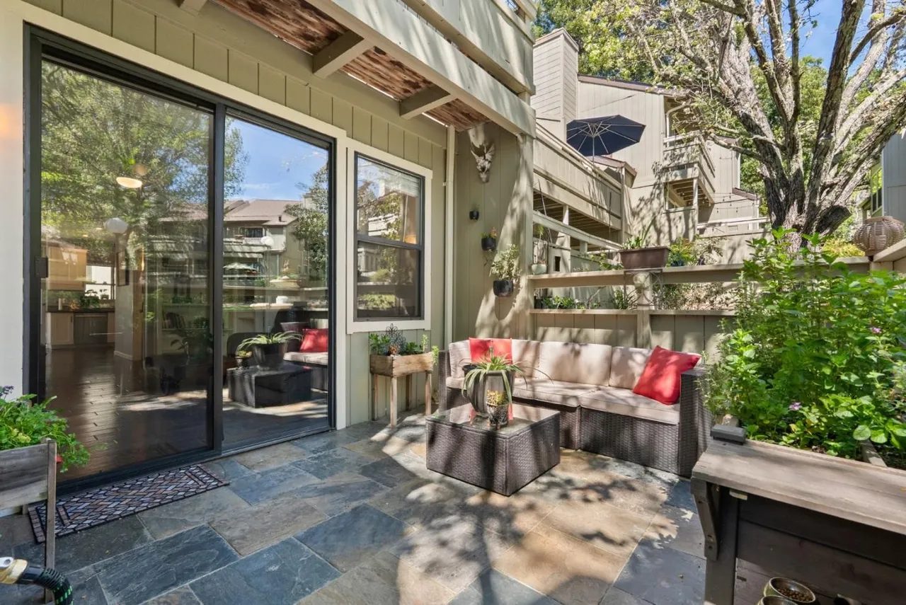 Nhà bán 2 phòng ngủ tại Scotts Valley, CA - $711,000 - ảnh 7