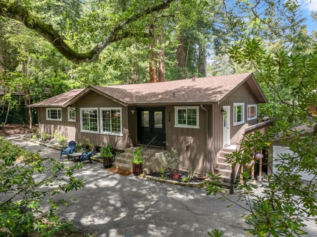 Nhà bán 3 phòng ngủ tại Boulder Creek, CA - $949,000