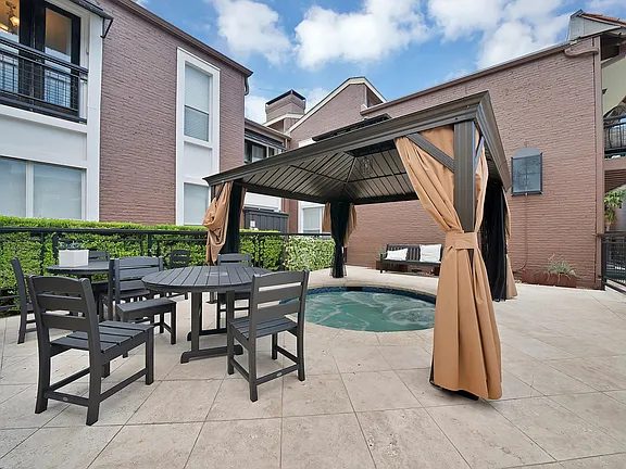Nhà bán 2 phòng ngủ tại Dallas, TX - $349,000 - ảnh 18