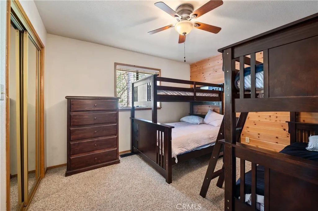 Nhà bán 3 phòng ngủ tại Shaver Lake, CA - $740,000 - ảnh 4