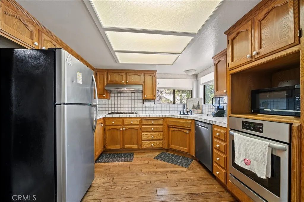 Nhà bán 3 phòng ngủ tại Shaver Lake, CA - $740,000 - ảnh 3