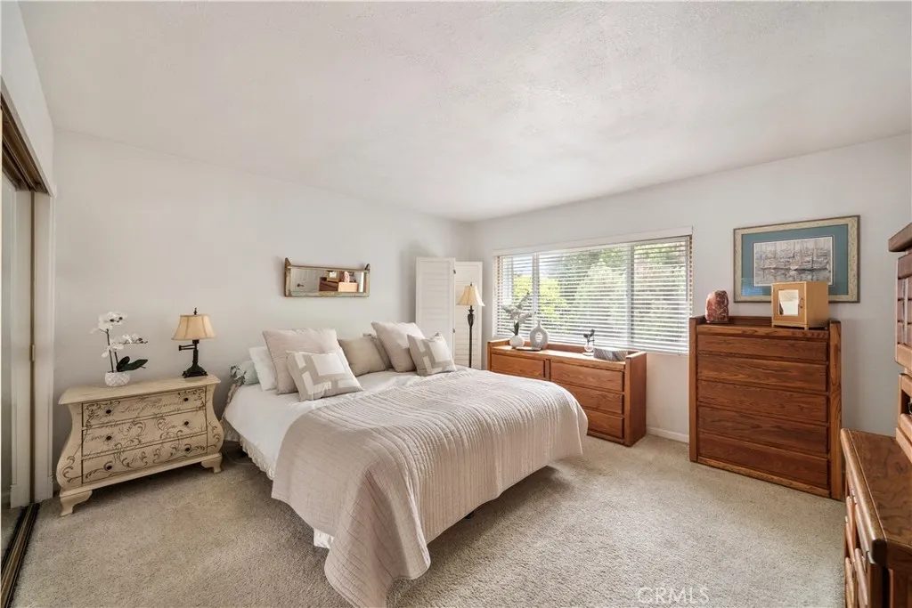 Nhà bán 2 phòng ngủ tại Huntington Beach, CA - $875,000 - ảnh 6