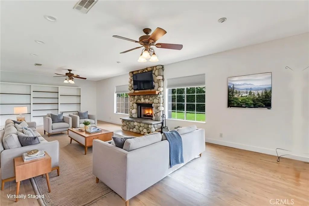 Nhà bán 4 phòng ngủ tại Glendora, CA - $1,240,000 - ảnh 4