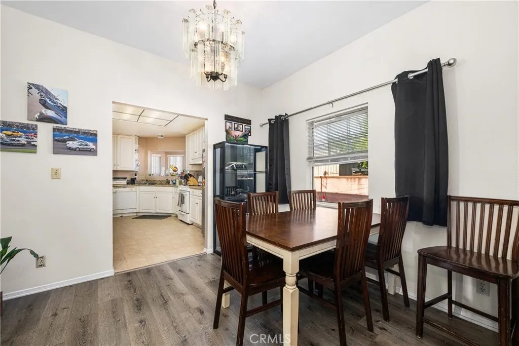 Nhà bán 3 phòng ngủ tại Bellflower, CA - $849,000 - ảnh 3