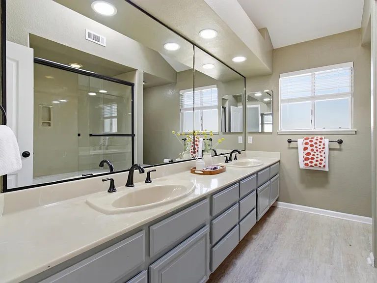 Nhà bán 4 phòng ngủ tại Danville, CA - $2,199,888 - ảnh 11