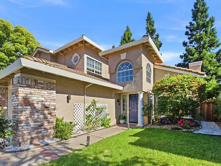 Nhà bán 4 phòng ngủ tại Danville, CA - $2,199,888
