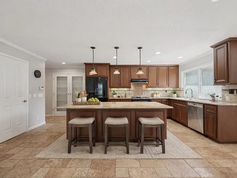 Nhà bán 4 phòng ngủ tại Gilroy, CA - $1,249,000 - ảnh 3