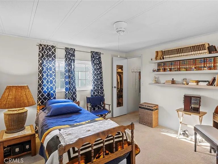 Nhà bán 2 phòng ngủ tại Lake Forest, CA - $165,000 - ảnh 6