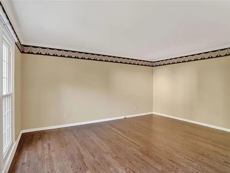 Nhà bán 5 phòng ngủ tại Marietta, GA - $760,000 - ảnh 3