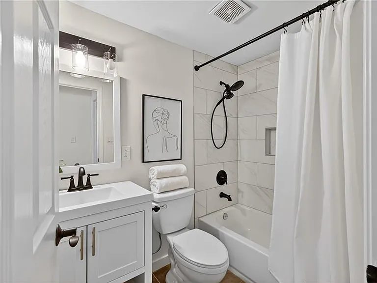 Nhà bán 3 phòng ngủ tại Roswell, GA - $435,000 - ảnh 5