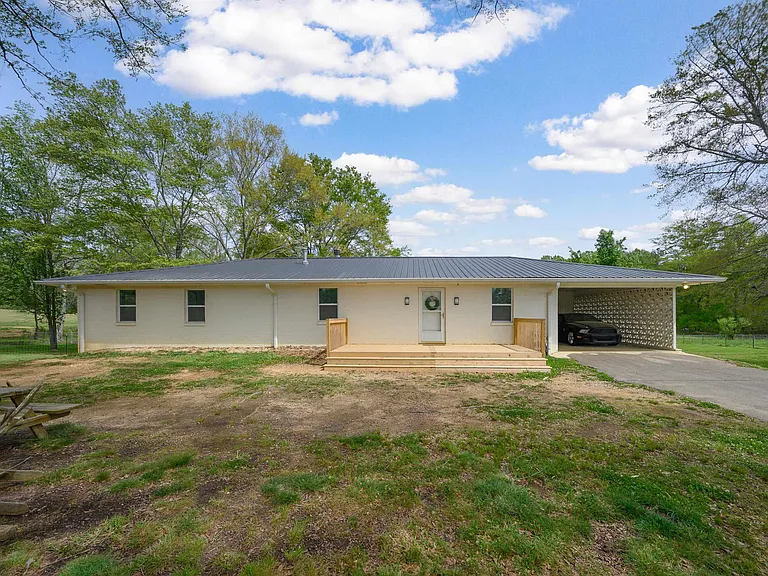 $299,900- Nhà bán 3 phòng ngủ Springville, AL 35146